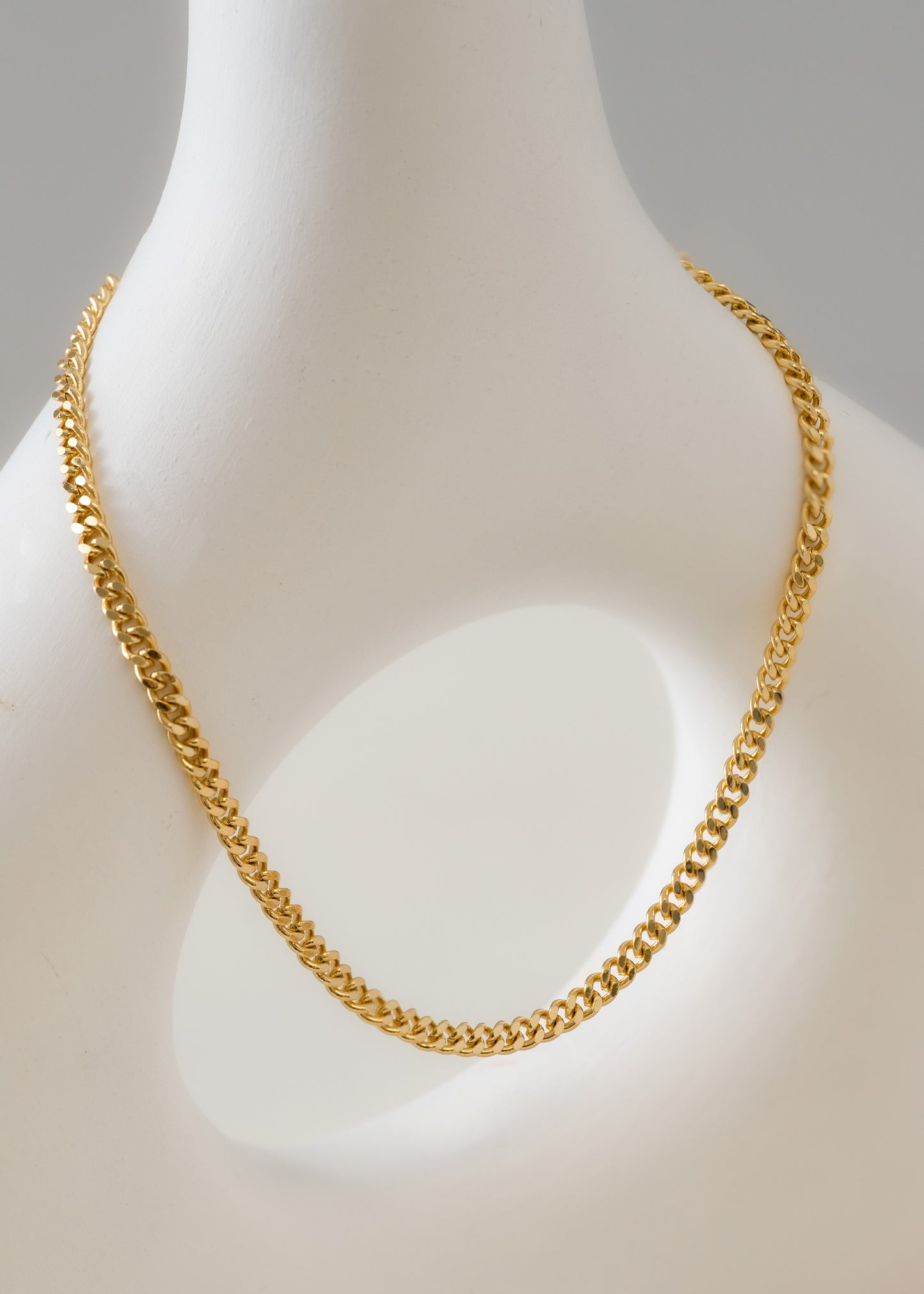 Cadena cubana plana 2.5mm (65cms)
