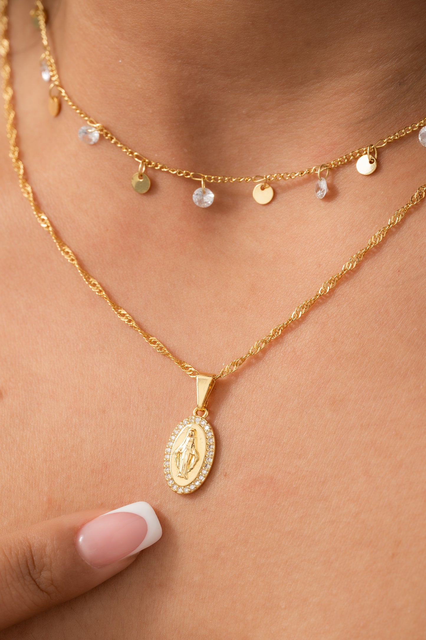 Dije Milagrosa Circonias Cristal