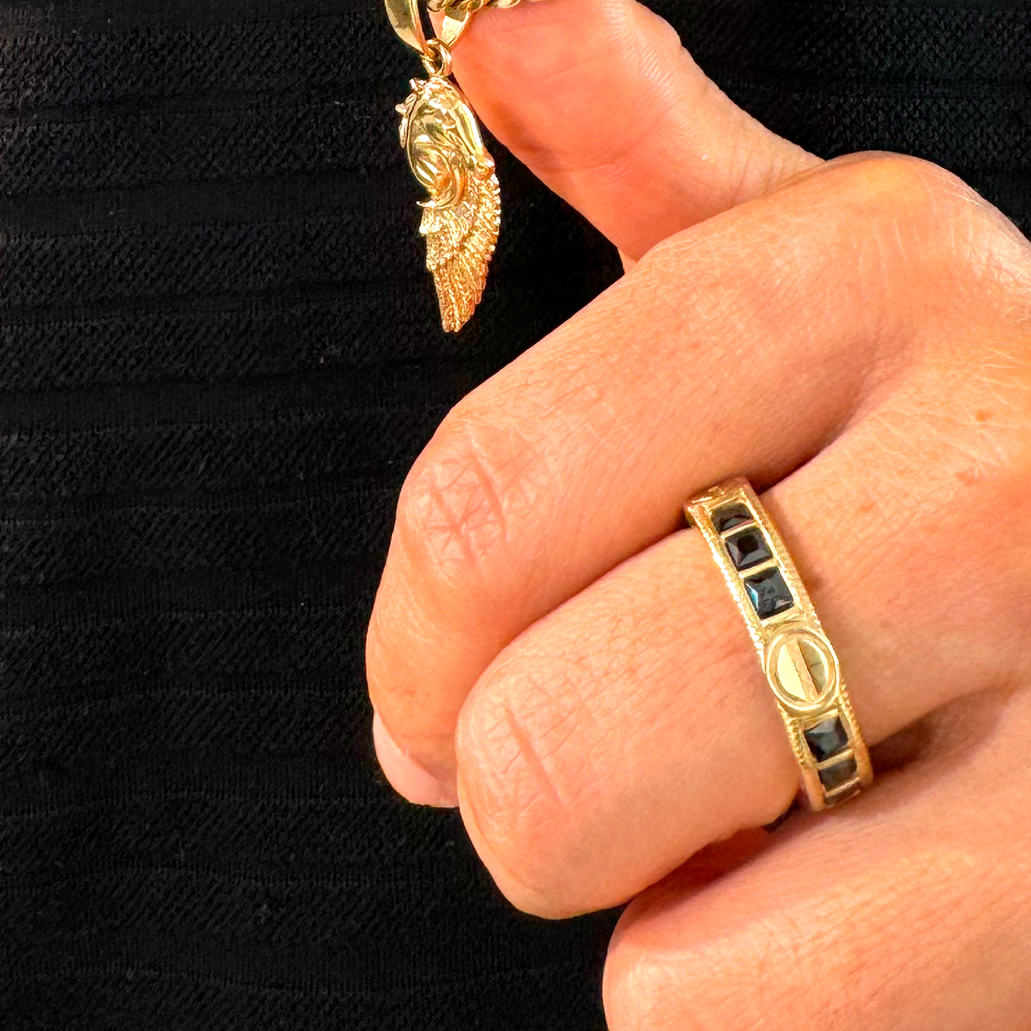 Anillo Olimpus Negro