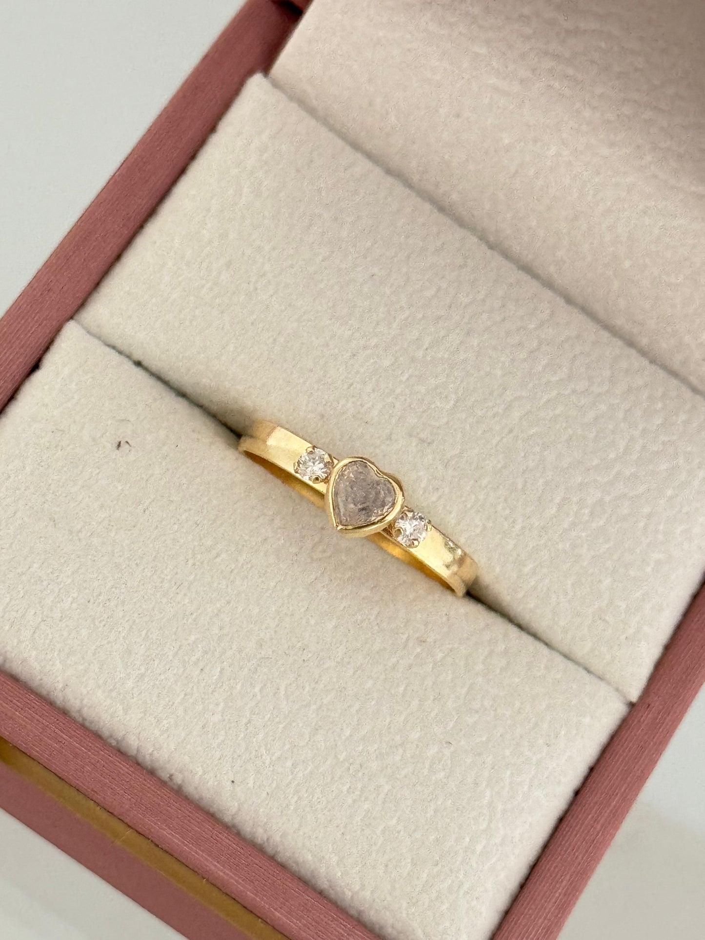 Anillo Corazón Circones