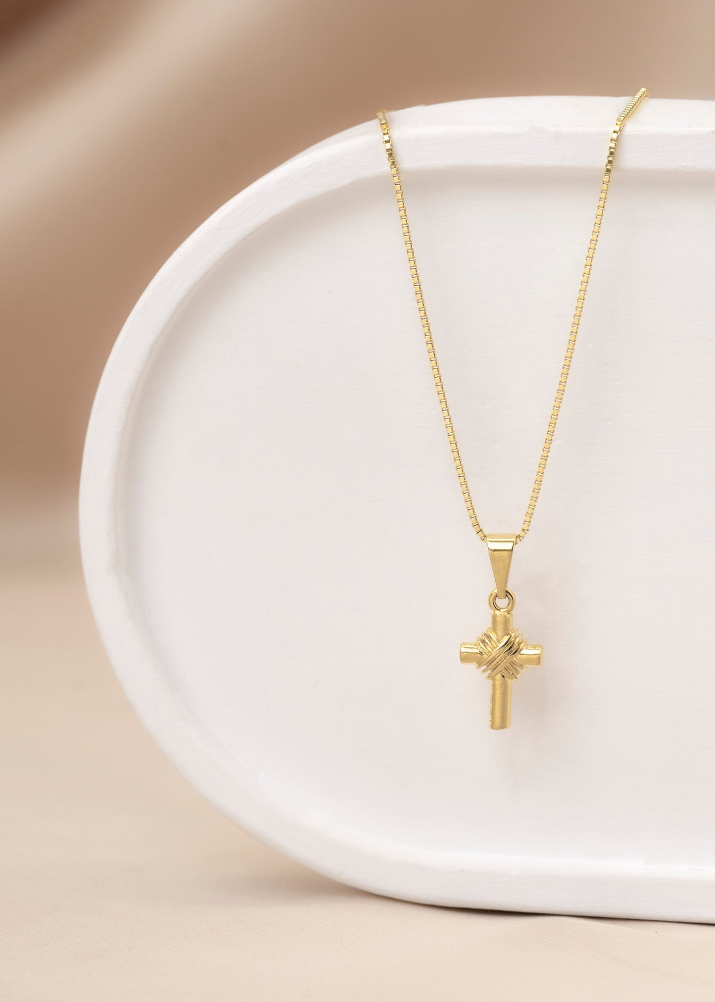 Dije cruz manto Sagrado 1.6cms