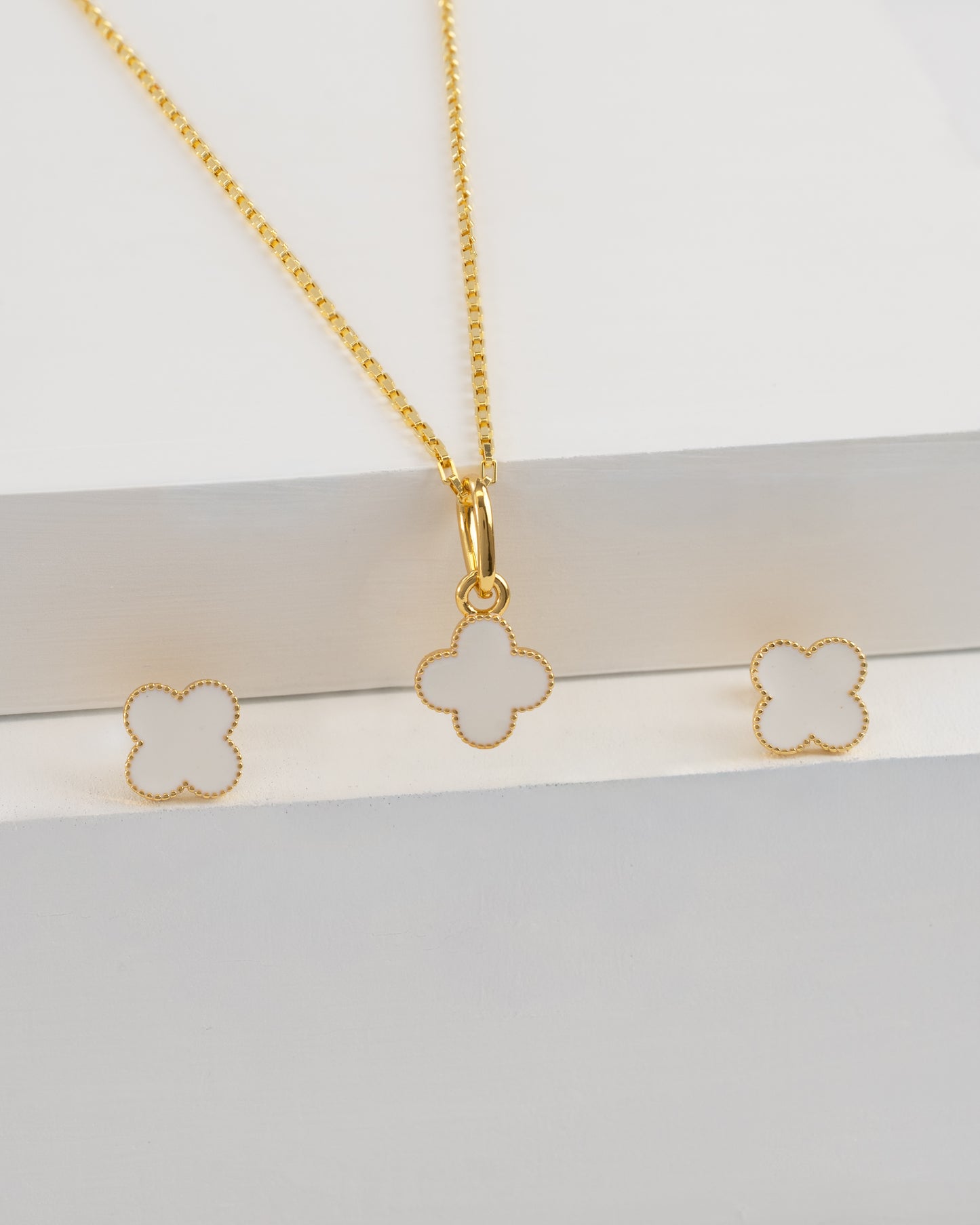 Conjuntos Clover Blanco