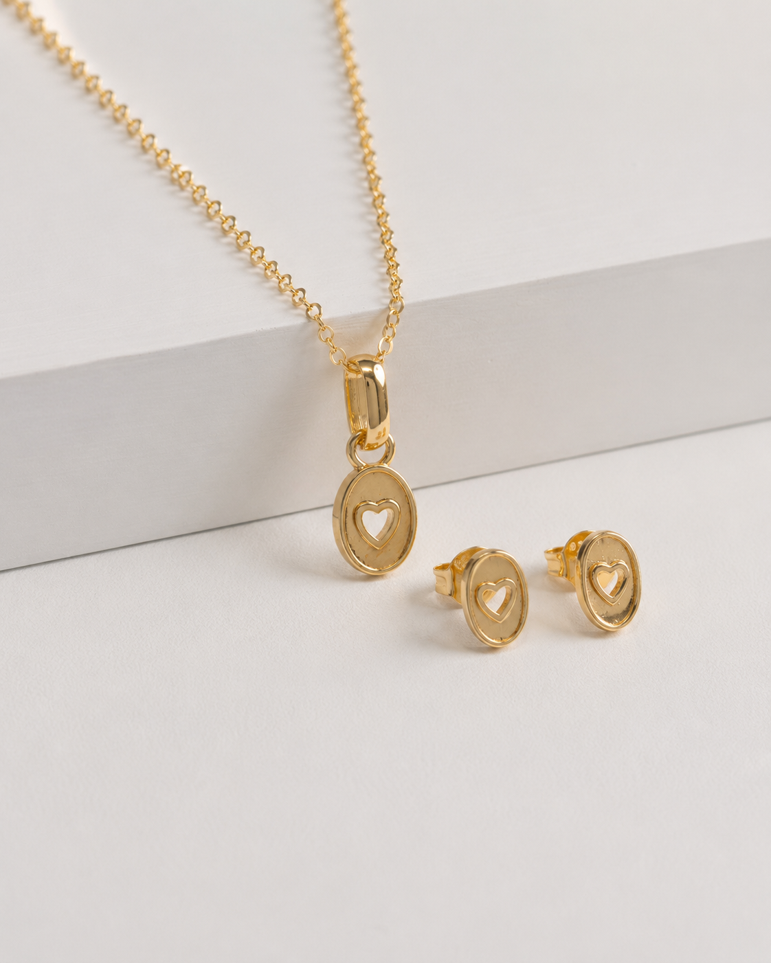 Conjunto Golden Love