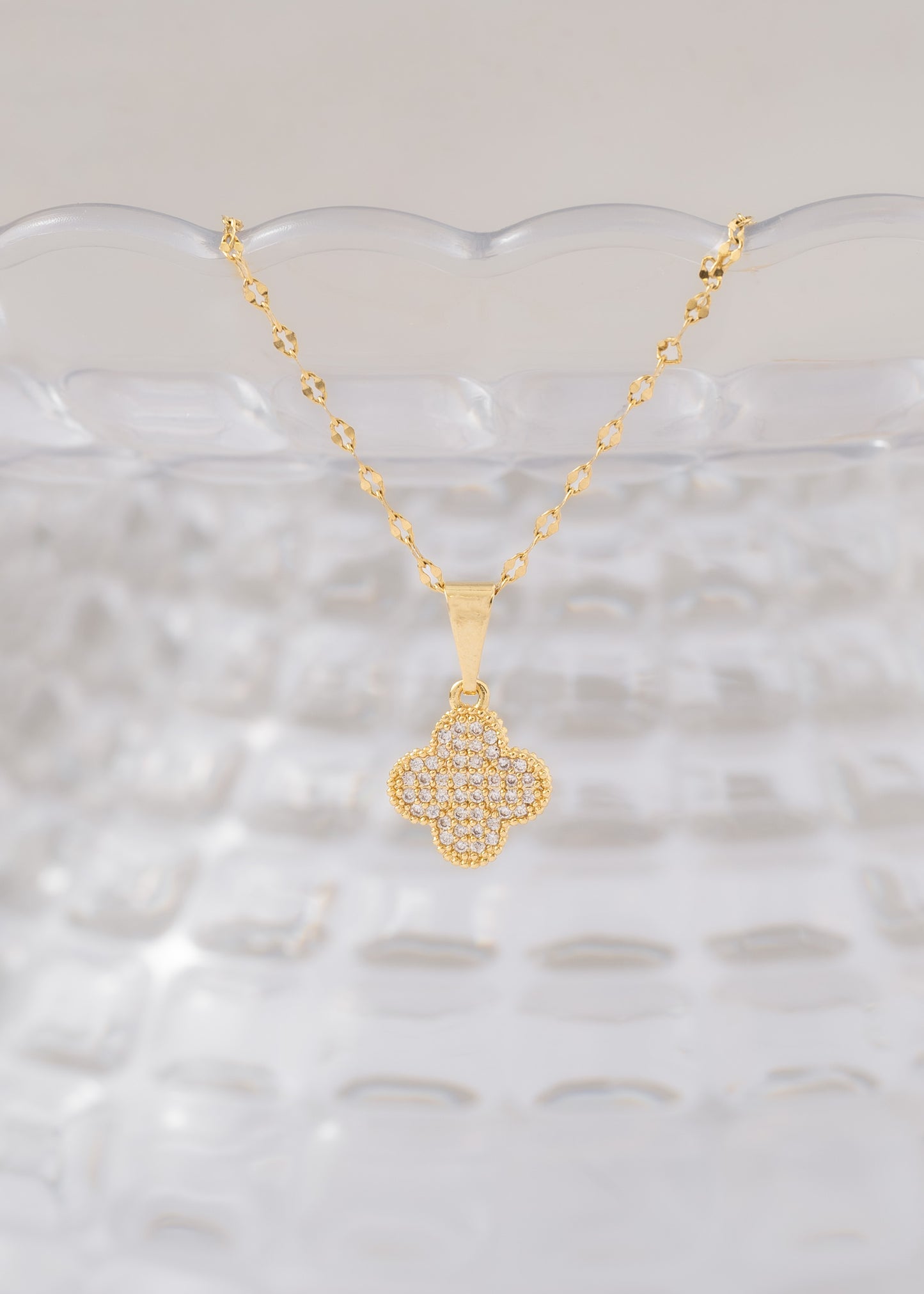 Dije Clover Circonia 1cm