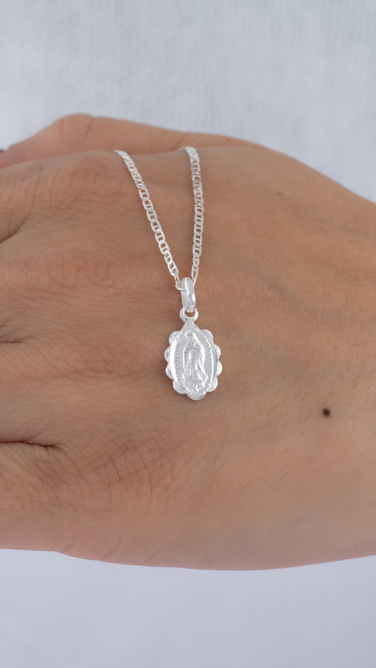 Dije Guadalupe bendita 16mm (Plata ley 925)
