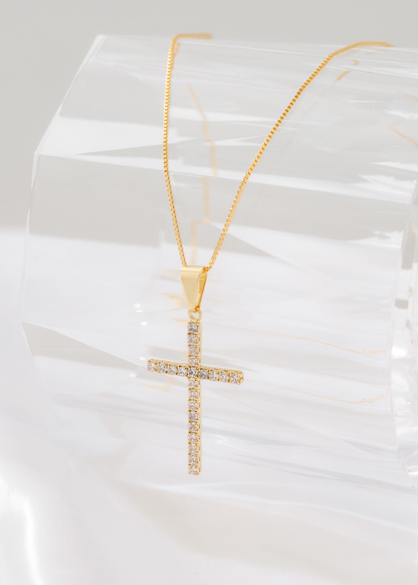 Cadena veneciana IT 0.7mm (45cm) + Dije Luxe