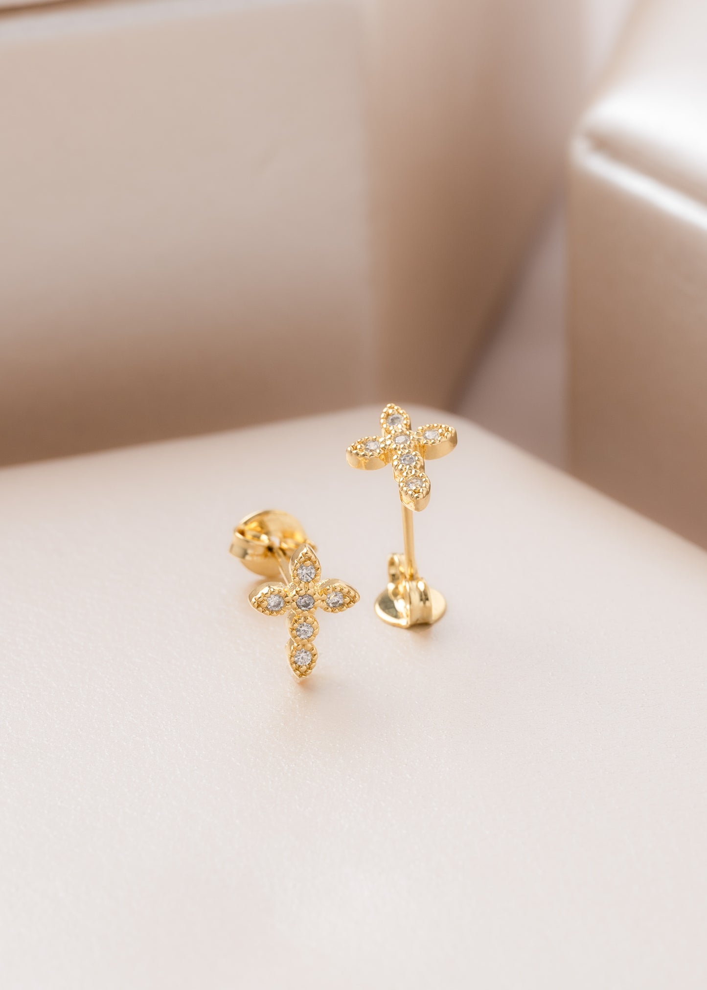 Topos leaf cross