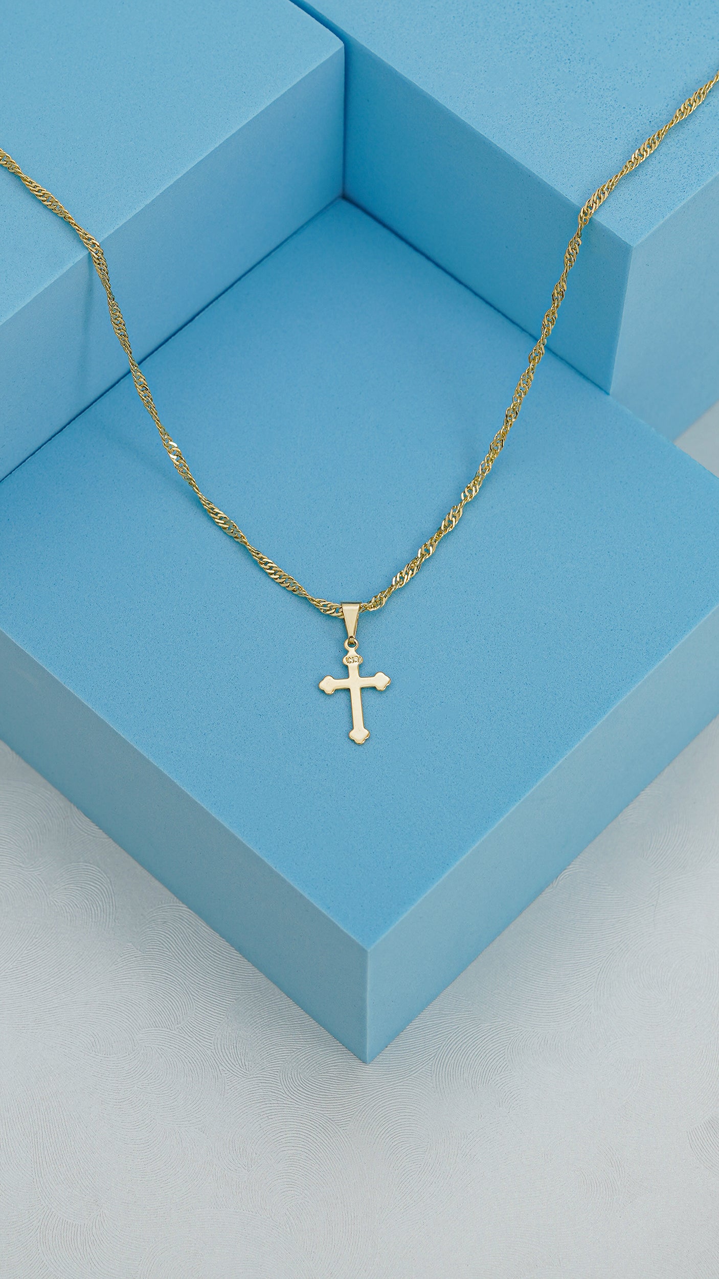 Cadena Singapur (45cm) + Dije cruz Inri