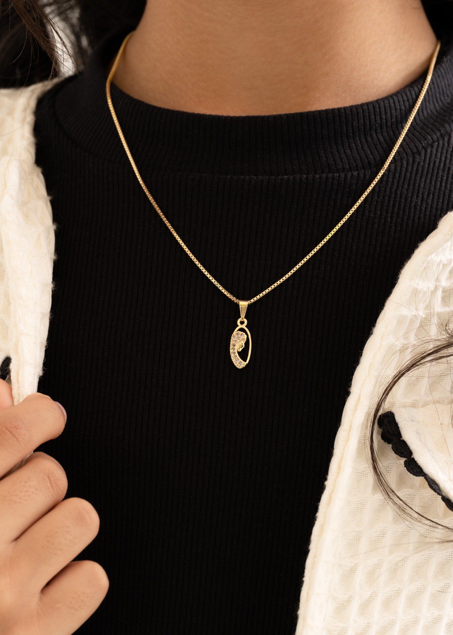 Cadena Veneciana IT 0.7mm (45cm) + Dije Virgen niña